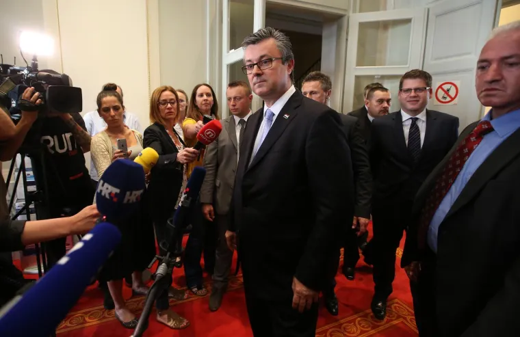 Sjeća&scaron; li se 2016.? Evo na &scaron;to smo brijali prije 10 godina, neke se stvari danas čine tako dalekima