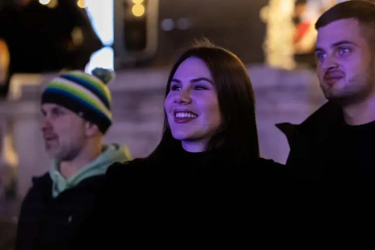 Dok je Vojko pjevao, ona je mamila poglede: Svi se okretali za lijepom Zadrankom