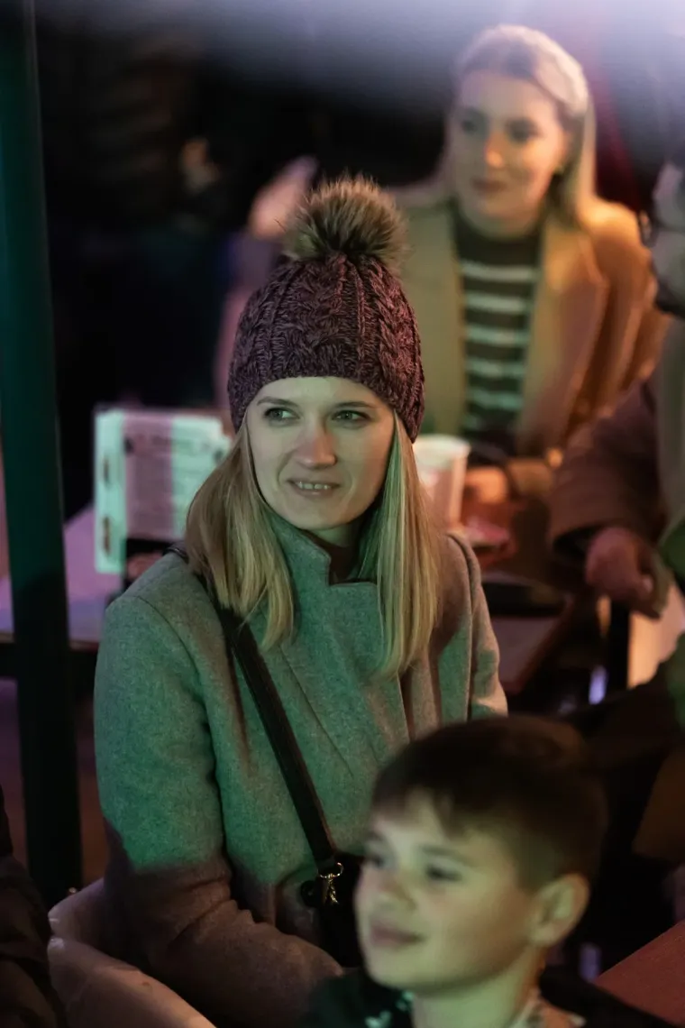 Dok je Vojko pjevao, ona je mamila poglede: Svi se okretali za lijepom Zadrankom