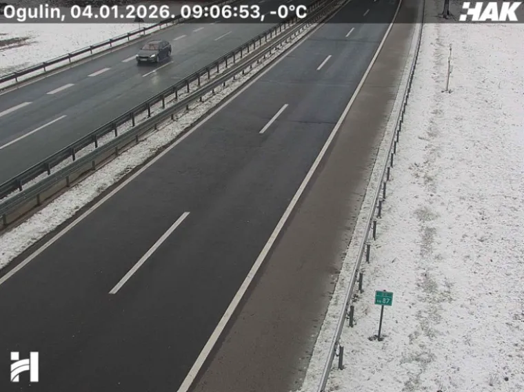 Pogledajte prizore snijega i leda na cestama diljem Hrvatske: Dvije nesreće na A3!