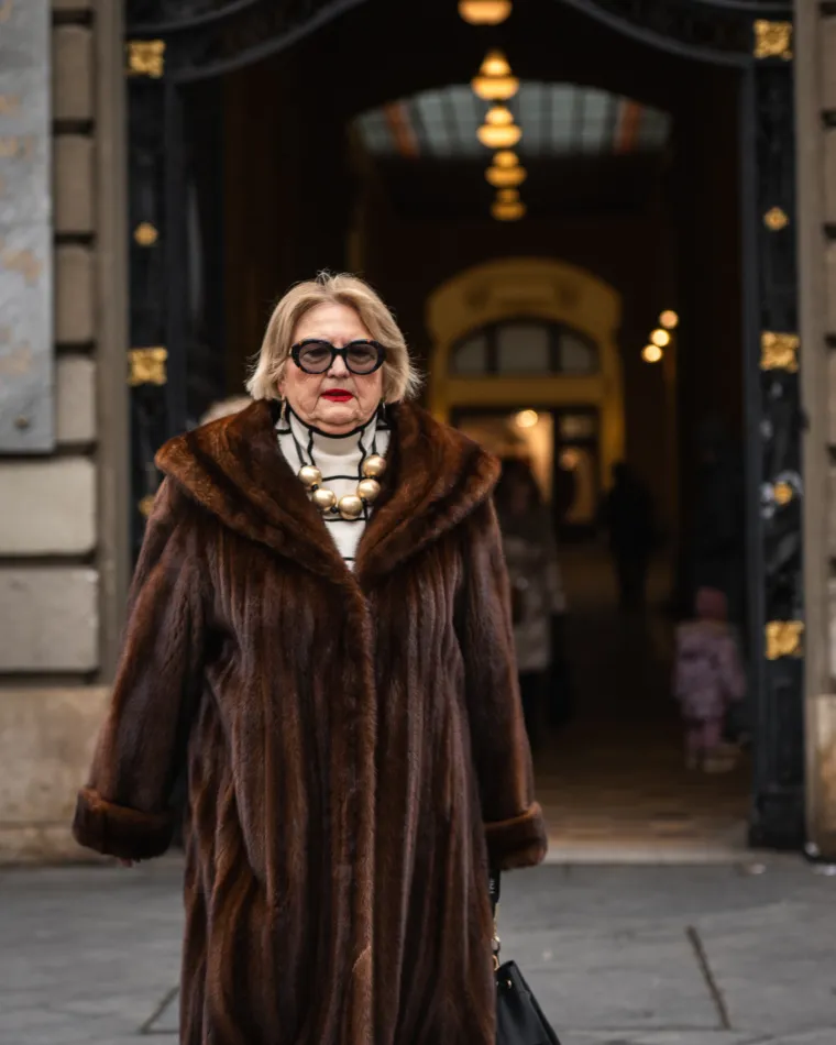 Nova godina u Zagrebu započela sa stilom: Zgodne djevojke u bundama osvojile su &scaron;picu