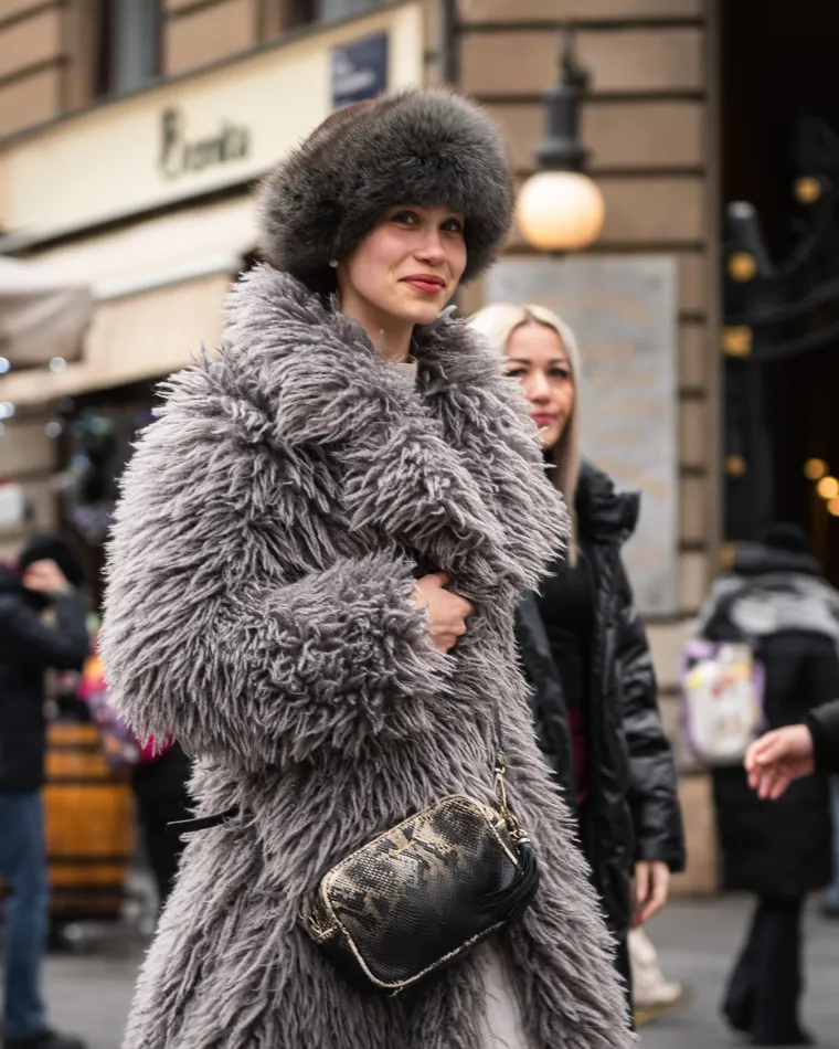 Nova godina u Zagrebu započela sa stilom: Zgodne djevojke u bundama osvojile su &scaron;picu