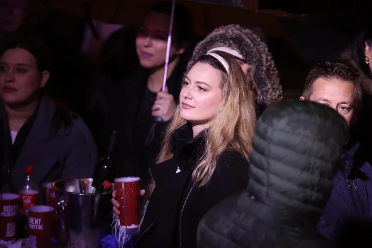 Grupa Dalmatino napravila spektakl u Splitu: Pogledajte atmosferu s koncerta