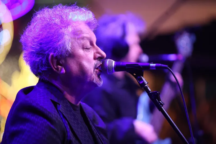 Grupa Dalmatino napravila spektakl u Splitu: Pogledajte atmosferu s koncerta