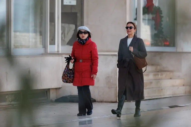 Kad prođu crna i plava: Nema tko se nije okrenuo za ovim dvjema ljepoticama iz Zadra