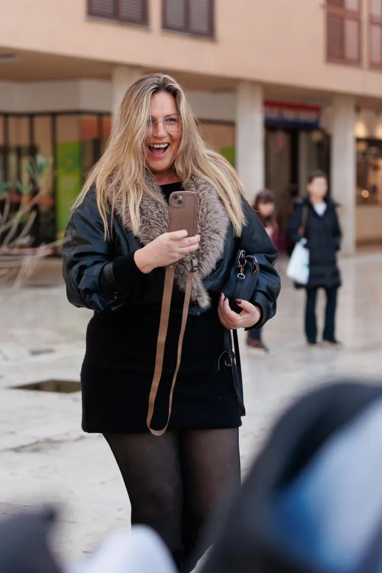 Kad prođu crna i plava: Nema tko se nije okrenuo za ovim dvjema ljepoticama iz Zadra