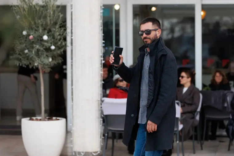 Kad prođu crna i plava: Nema tko se nije okrenuo za ovim dvjema ljepoticama iz Zadra