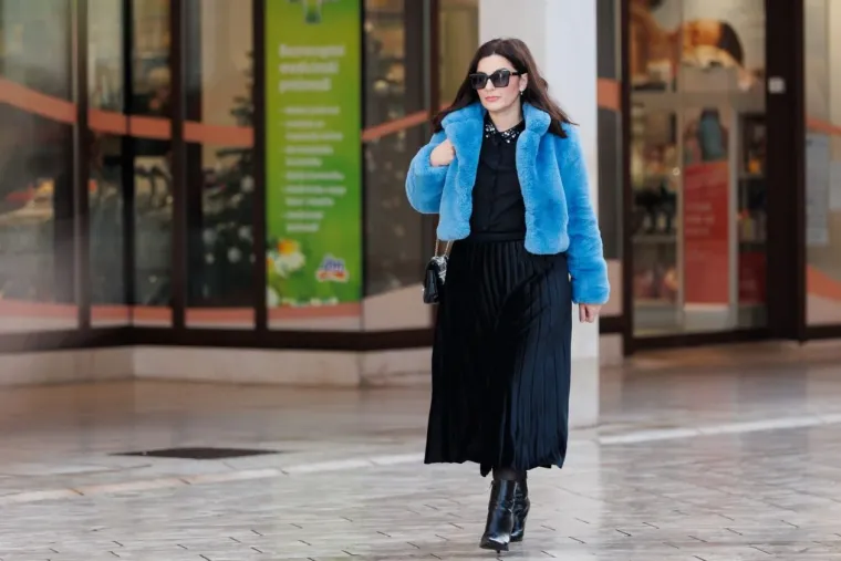 Kad prođu crna i plava: Nema tko se nije okrenuo za ovim dvjema ljepoticama iz Zadra