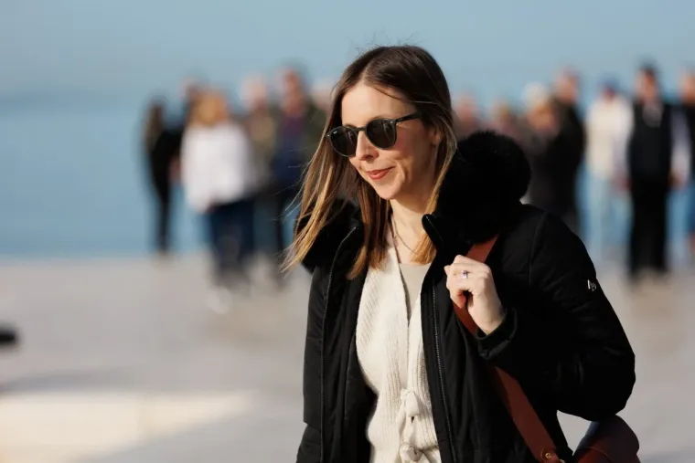 Kad prođu crna i plava: Nema tko se nije okrenuo za ovim dvjema ljepoticama iz Zadra