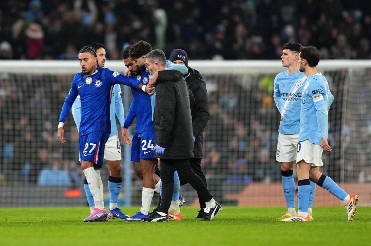 Gvardiol se te&scaron;ko ozlijedio! Čak su ga i protivnički igrači nosili, a Guardiola je zanijemio