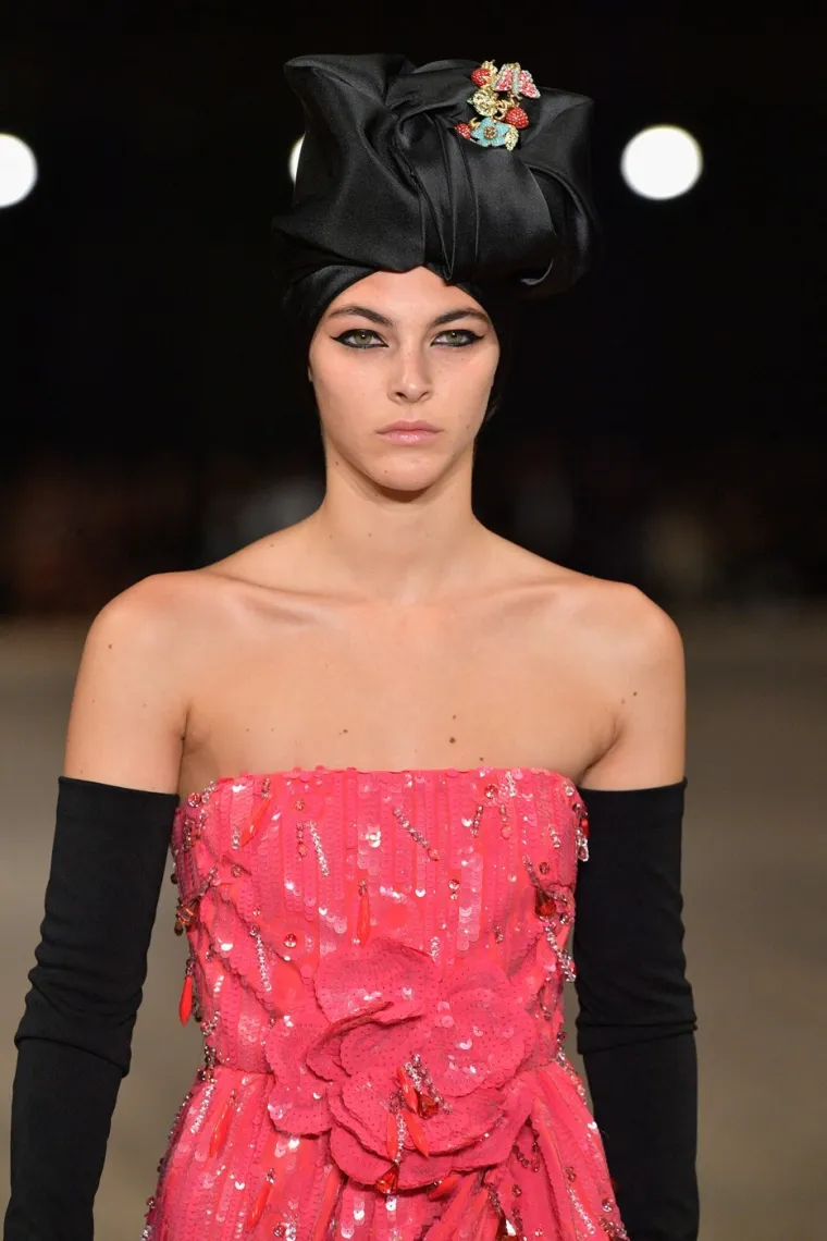 S modnih pista ravno u zagrljaj DiCaprija: Ovo je 24 godine mlađa ljepotica koja je zaludila Lea