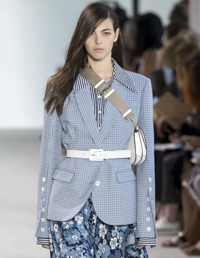 S modnih pista ravno u zagrljaj DiCaprija: Ovo je 24 godine mlađa ljepotica koja je zaludila Lea