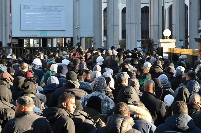 Anthony Joshua prekinuo &scaron;utnju i oglasio se prije posljednjeg ispraćaja najbližih prijatelja