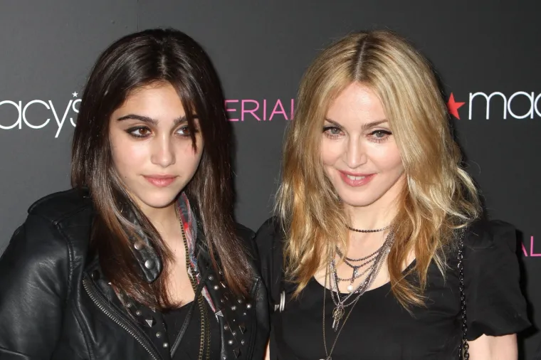 Neobrijani pazusi, goli outfiti i bunt: Evo kako danas izgleda Madonnina kći Lourdes Leon