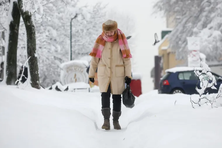 Kakvi nadrealni prizori! Ovo je Sarajevo. U potpunosti je okovano snijegom