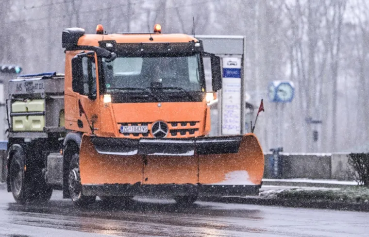 Snježna čarolija počela! Glavni grad sjaji pod snijegom, pogledajte prizore
