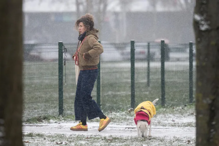 Snježna čarolija počela! Glavni grad sjaji pod snijegom, pogledajte prizore