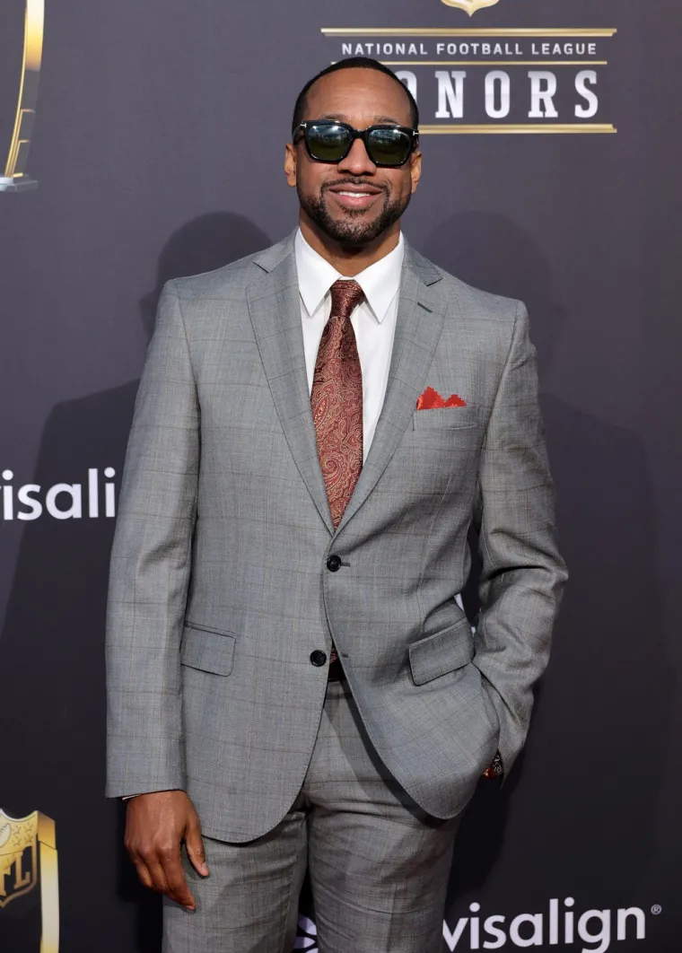 Steve Urkel jesi li to ti? Nekad su žene bježale od njega, a danas mu se bacaju u zagrljaj