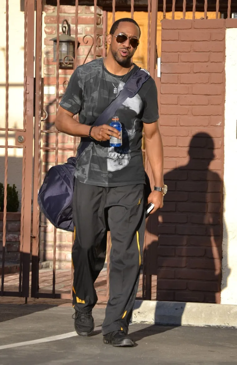 Steve Urkel jesi li to ti? Nekad su žene bježale od njega, a danas mu se bacaju u zagrljaj