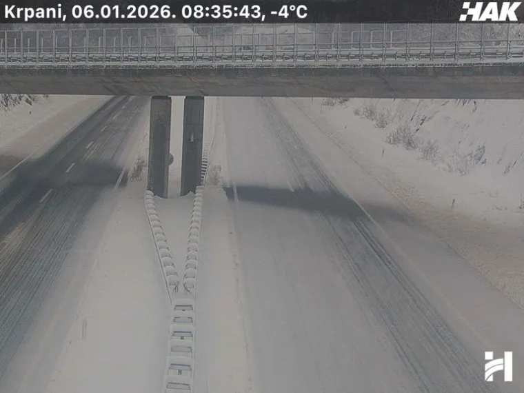 Snijeg, poledica i olujna bura zatvorili prometnice: Nesreća na A1, pogledajte prizore s autocesta