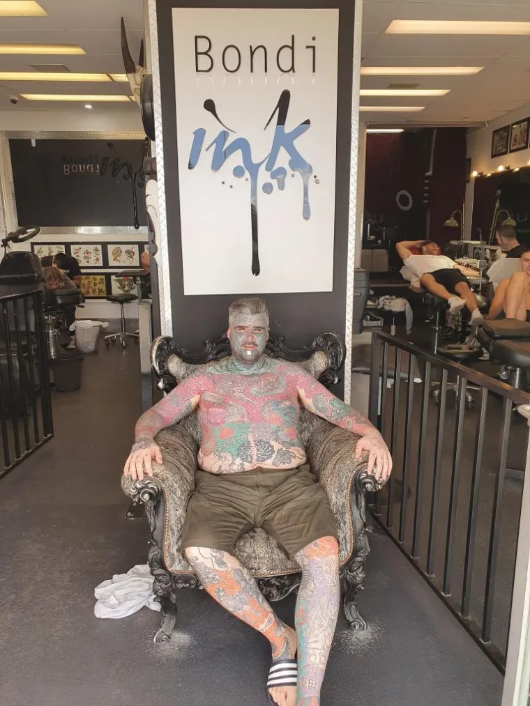 Fotografije koje su &scaron;okirale svijet: Upoznajte najtetoviranijeg čovjeka u Velikoj Britaniji