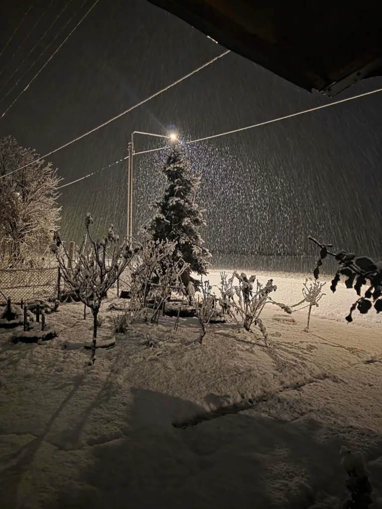 Idilični prizori diljem Hrvatske: Je li snijeg stigao i u va&scaron; kraj?