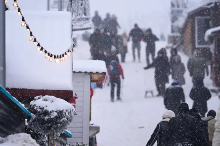 Dok se jedni sanjkanju, drugi zapeli na putu do gore: Pogledajte prizore sa Sljemena