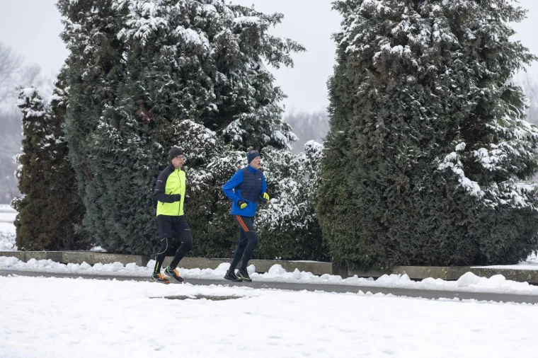 Kakva zimska čarolija: Osječani uživali na snijegu, a ovi prizori dugo će se pamtiti