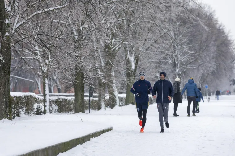 Kakva zimska čarolija: Osječani uživali na snijegu, a ovi prizori dugo će se pamtiti