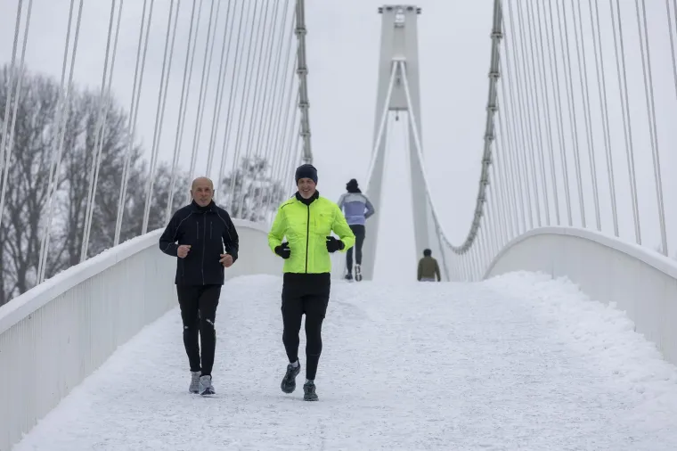 Kakva zimska čarolija: Osječani uživali na snijegu, a ovi prizori dugo će se pamtiti