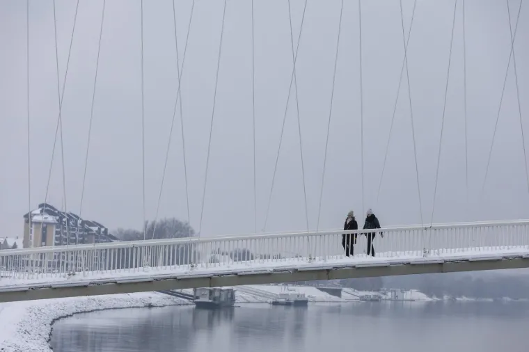 Kakva zimska čarolija: Osječani uživali na snijegu, a ovi prizori dugo će se pamtiti