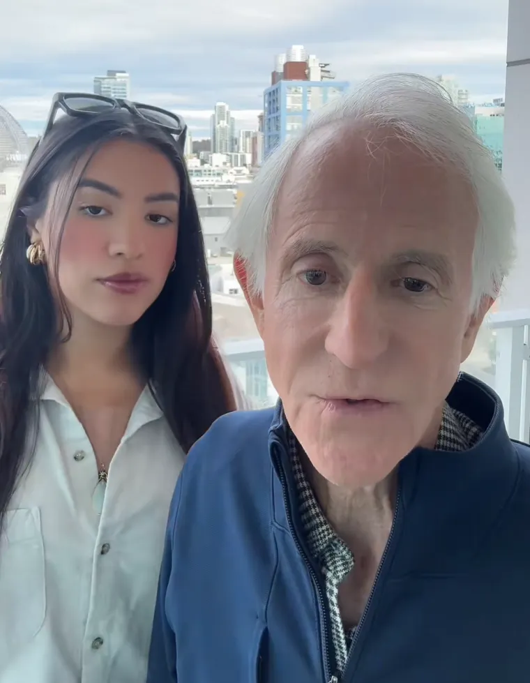 Ljubi pola stoljeća starijeg mu&scaron;karca, time se hvali na TikToku i ba&scaron; je briga &scaron;to se svi zgražaju