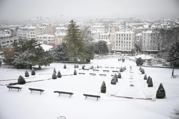 Oluja i ledeni val paralizirali Europu: Dio kontinenta priprema se za novu 'rundu' snijega i leda