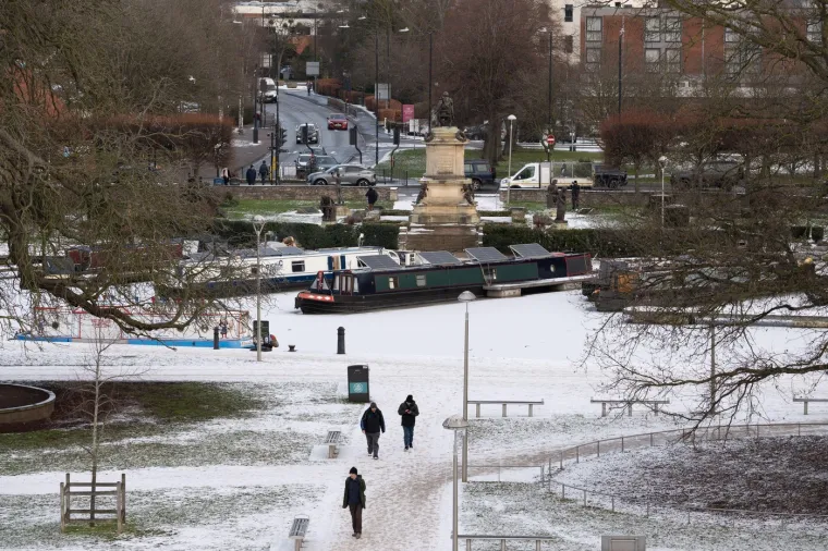 Oluja i ledeni val paralizirali Europu: Dio kontinenta priprema se za novu 'rundu' snijega i leda