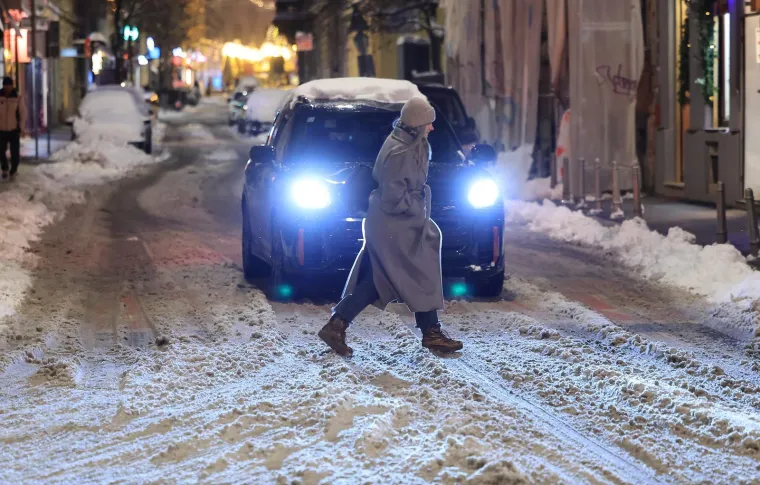 Prometnice su čiste, ali nogostupi? Ovako izgledaju ulice nakon &scaron;to je snijeg 'zatrpao' Zagreb