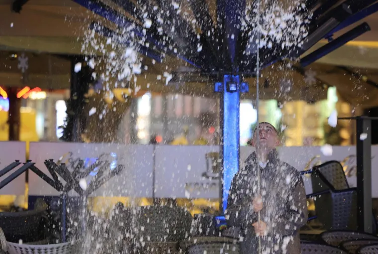 Prometnice su čiste, ali nogostupi? Ovako izgledaju ulice nakon &scaron;to je snijeg 'zatrpao' Zagreb