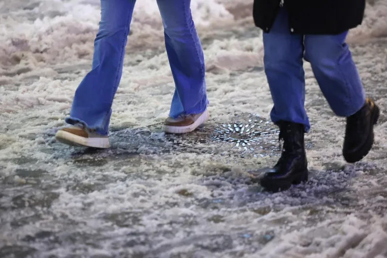 Prometnice su čiste, ali nogostupi? Ovako izgledaju ulice nakon &scaron;to je snijeg 'zatrpao' Zagreb