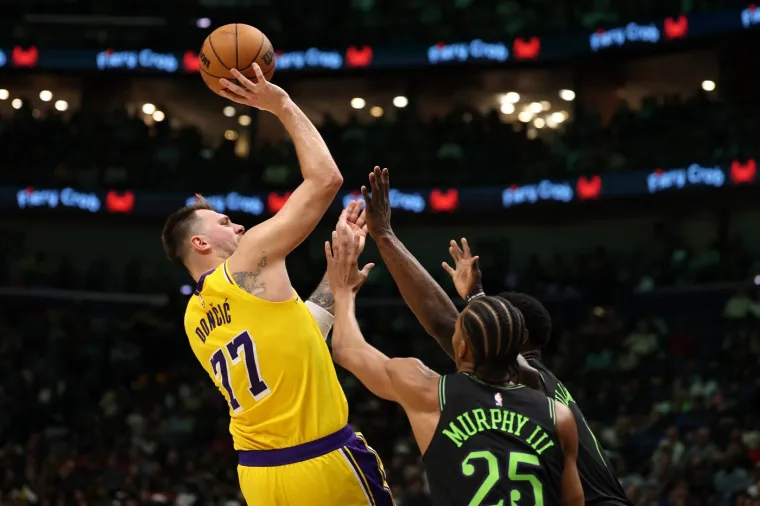 Luka Dončić dominirao parketom, a svi su primjetili tenisice na njegovim nogama: Evo koliko ko&scaron;taju