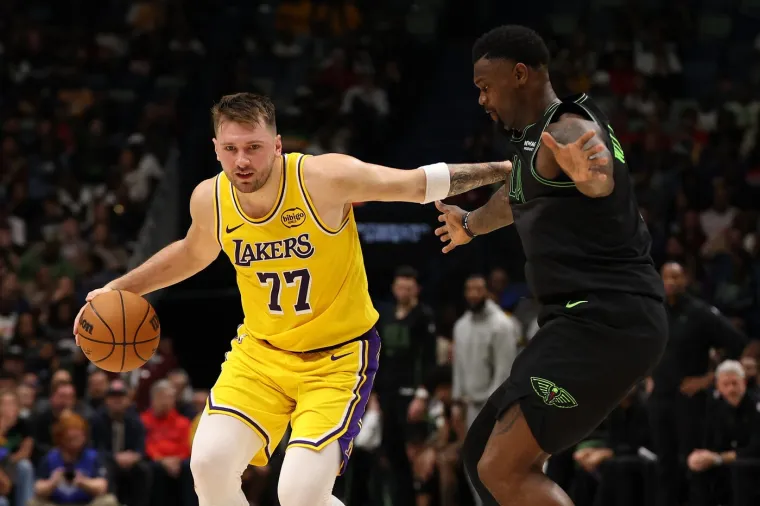 Luka Dončić dominirao parketom, a svi su primjetili tenisice na njegovim nogama: Evo koliko ko&scaron;taju