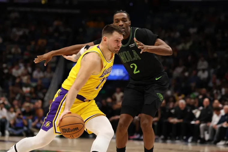 Luka Dončić dominirao parketom, a svi su primjetili tenisice na njegovim nogama: Evo koliko ko&scaron;taju