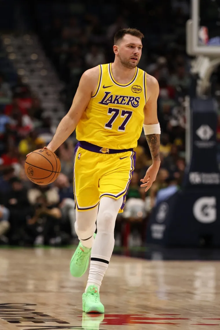 Luka Dončić dominirao parketom, a svi su primjetili tenisice na njegovim nogama: Evo koliko ko&scaron;taju