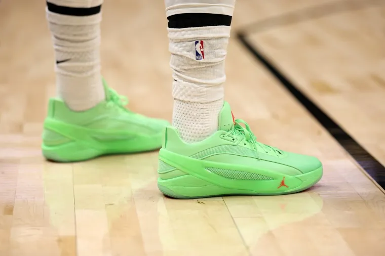 Luka Dončić dominirao parketom, a svi su primjetili tenisice na njegovim nogama: Evo koliko ko&scaron;taju