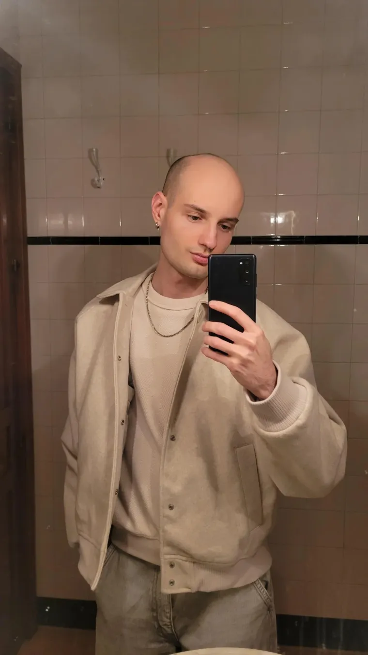 Ćelavite? Postoji divno mjesto na internetu gdje će vam tisuće ljudi pružiti podr&scaron;ku i utjehu