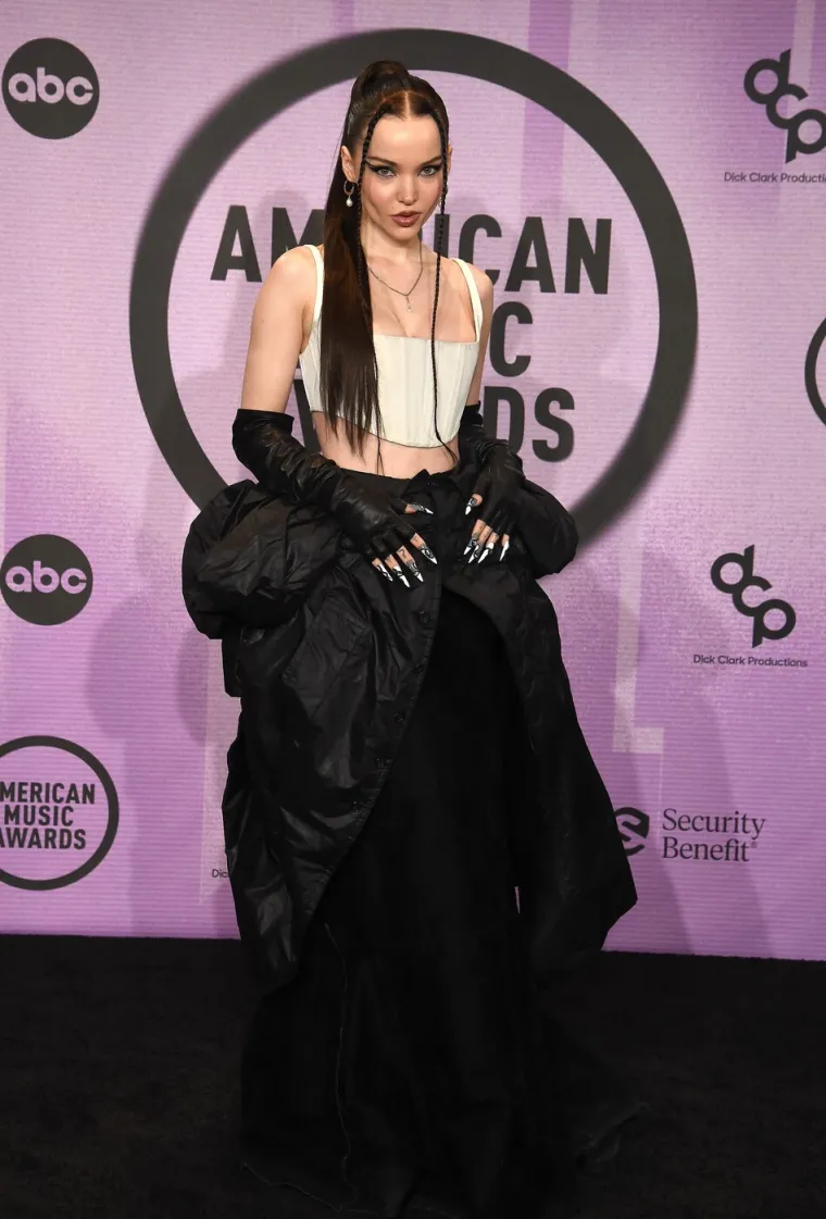 Zavodnica koja je rasplakala milijune žena: Internet bruji o zaručnici Damiana Davida