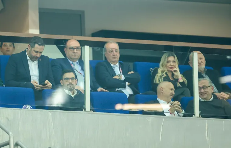 Zlatko Mate&scaron;a i njegova Blanka u prvom planu: Krcata Arena ponovno je glavna u gradu