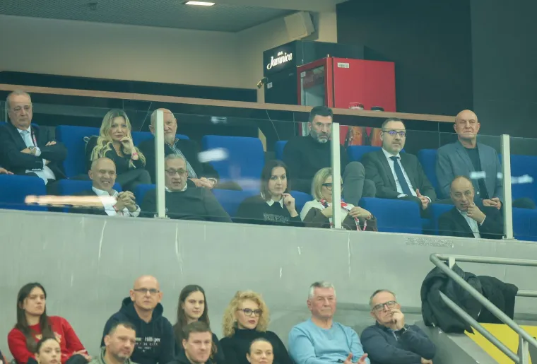 Zlatko Mate&scaron;a i njegova Blanka u prvom planu: Krcata Arena ponovno je glavna u gradu