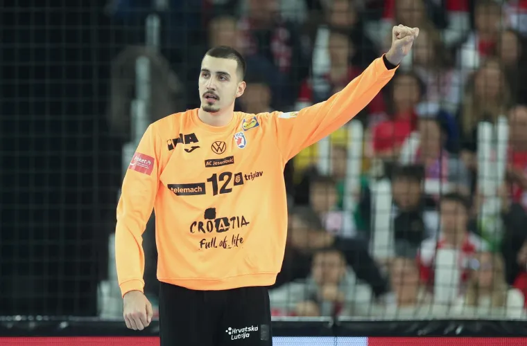 Zlatko Mate&scaron;a i njegova Blanka u prvom planu: Krcata Arena ponovno je glavna u gradu