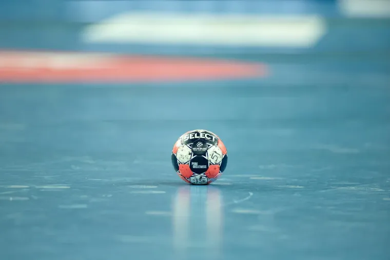 Na tribinama osvanula specijalna poruka za na&scaron;eg kapetana: Ovo niste vidjeli na TV-u