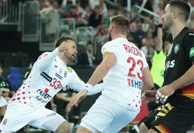 Blizanke ukrale pažnju u Areni Zagreb: Kamera uhvatila &scaron;to su radile na tribini