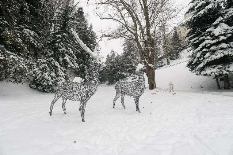 Bajkoviti prizori dvorca Trako&scaron;ćan pod snijegom kao da su ispali iz slikovnice